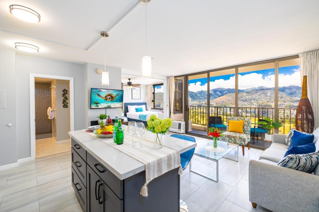 Tropical Retreat Near Waikiki Beach With Parking Honolulu Exteriér fotografie
