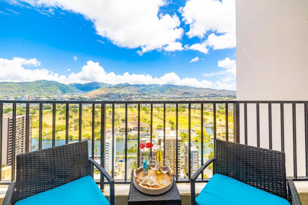 Tropical Retreat Near Waikiki Beach With Parking Honolulu Exteriér fotografie