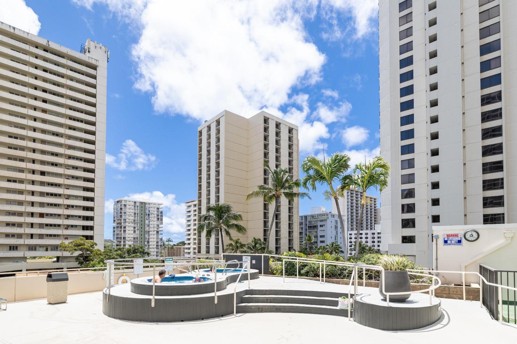 Tropical Retreat Near Waikiki Beach With Parking Honolulu Exteriér fotografie