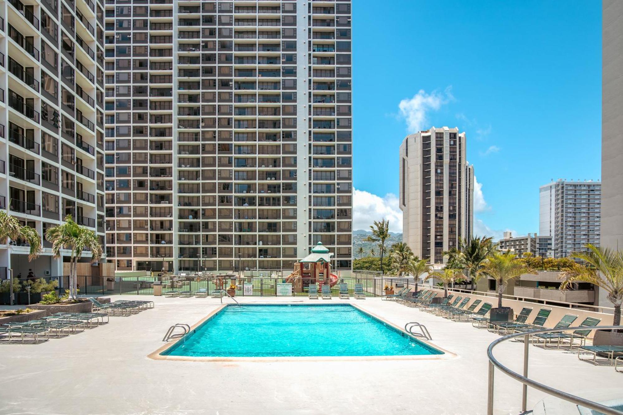 Tropical Retreat Near Waikiki Beach With Parking Honolulu Exteriér fotografie